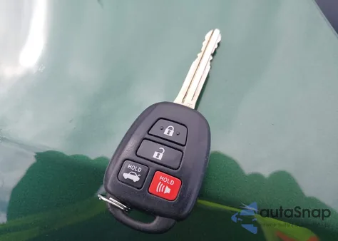 2016 Toyota Corolla Le z USA, uszkodzony, nr VIN 2T1BURHE5GC598233